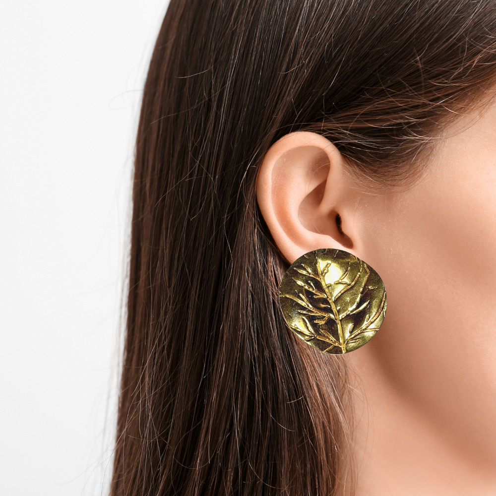 Leaf Earrings Gold Tone Clip On Vintage Bright Circle 1 1/2" Retro Textured